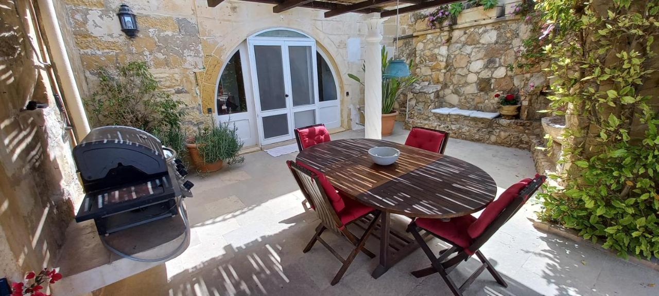 Dar Ta' Xmun - Idyllic Farmhouse With Pool, Garden, Seaview & Sunset San Lawrenz Εξωτερικό φωτογραφία