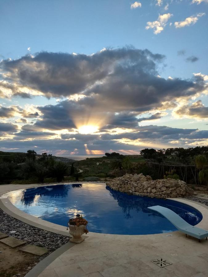 Dar Ta' Xmun - Idyllic Farmhouse With Pool, Garden, Seaview & Sunset San Lawrenz Εξωτερικό φωτογραφία